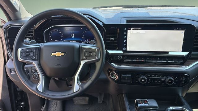 2025 Chevrolet Silverado 1500 LT LT1
