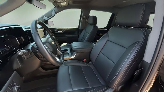 2025 Chevrolet Silverado 1500 LT LT1