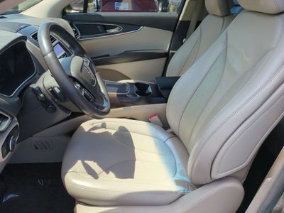 2019 Lincoln Nautilus Select