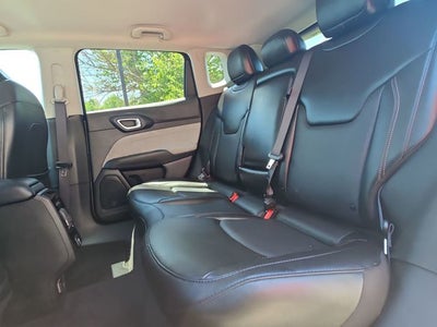 2022 Jeep Compass Latitude Lux
