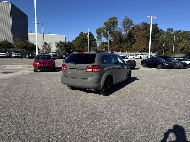 2020 Dodge Journey SE
