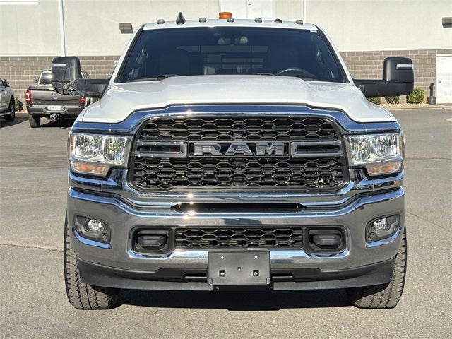 2024 RAM 2500 Flat Bed Tradesman Crew Cab