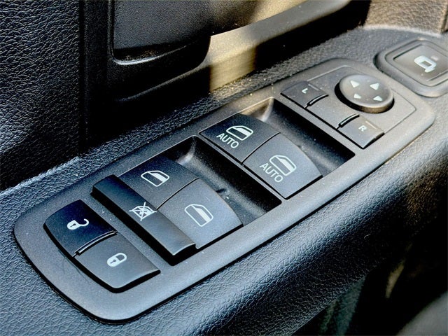 2024 RAM 2500 Flat Bed Tradesman Crew Cab