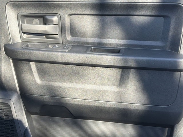 2024 RAM 2500 Flat Bed Tradesman Crew Cab