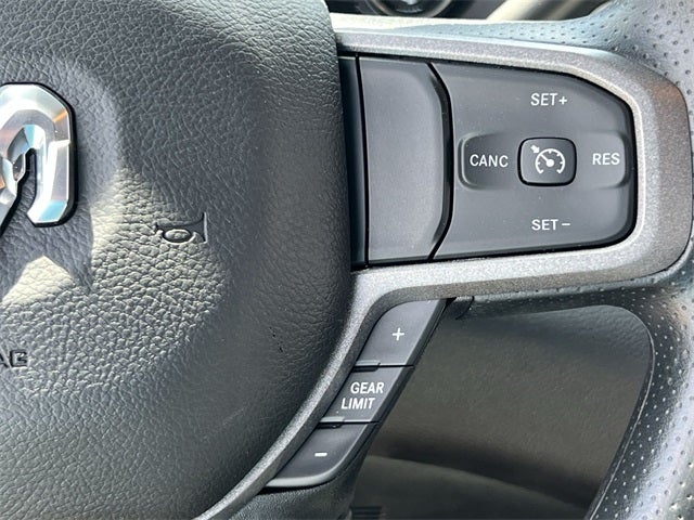 2024 RAM 3500 Tradesman Reg Cab 4X2