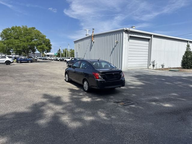 2015 Nissan Versa 1.6 S