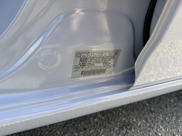 2024 Nissan Versa 1.6 SR