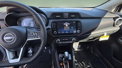 2025 Nissan Versa 1.6 SR