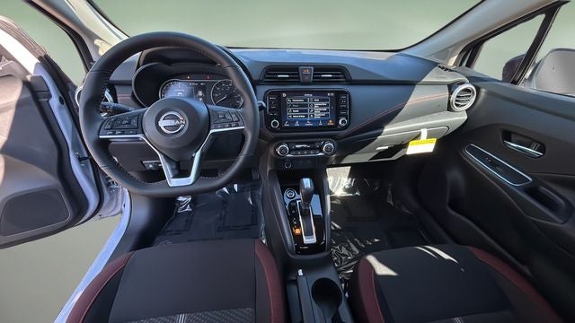 2025 Nissan Versa 1.6 SR
