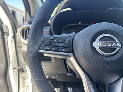 2025 Nissan Versa 1.6 SR