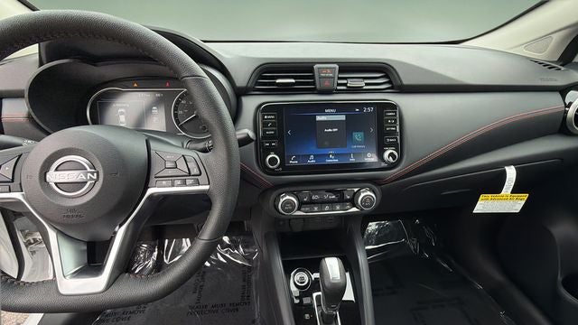2025 Nissan Versa 1.6 SR
