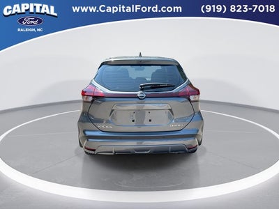 2025 Nissan Kicks Play S