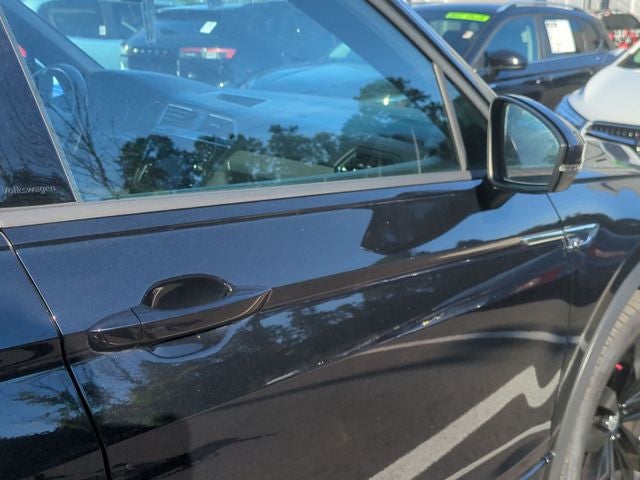 2021 Volkswagen Tiguan 2.0T SE R-Line Black