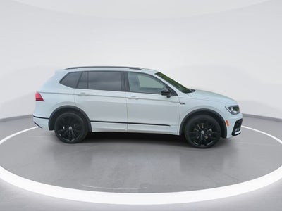2021 Volkswagen Tiguan 2.0T SE R-Line Black