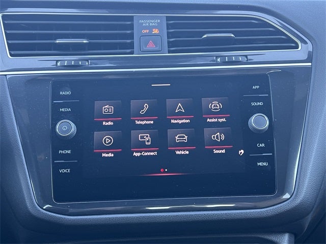 2024 Volkswagen Tiguan 2.0T SE R-Line Black