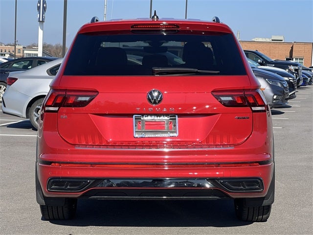2024 Volkswagen Tiguan 2.0T SE R-Line Black