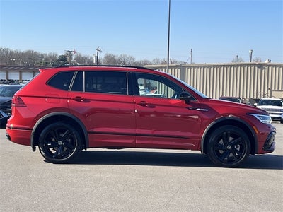 2024 Volkswagen Tiguan 2.0T SE R-Line Black