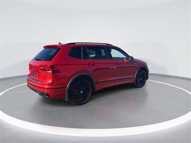 2024 Volkswagen Tiguan 2.0T SE R-Line Black