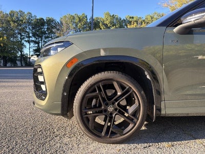 2025 Volkswagen Tiguan 2.0T SE R-Line Black