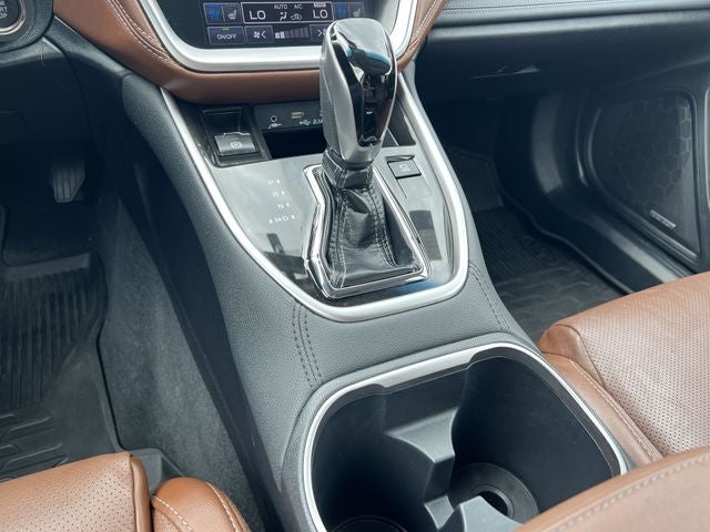 2022 Subaru Outback Touring XT