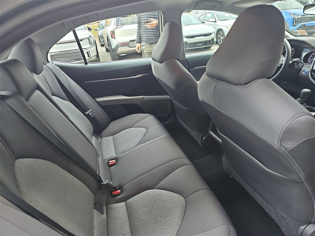 2020 Toyota Camry Hybrid LE