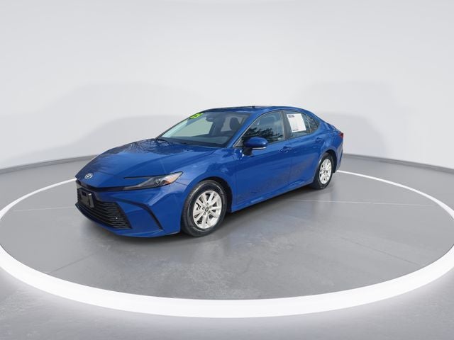 2025 Toyota Camry SE HYBRID