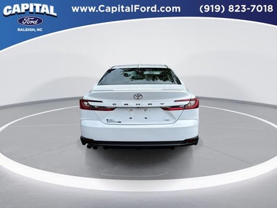 2025 Toyota Camry SE