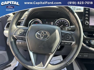 2023 Toyota Camry Hybrid XLE