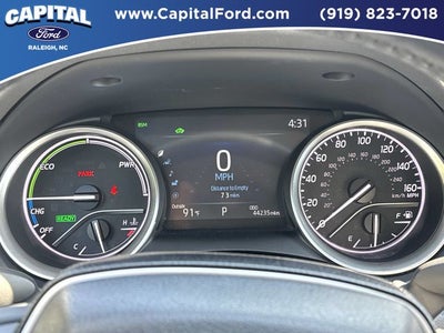 2023 Toyota Camry Hybrid XLE