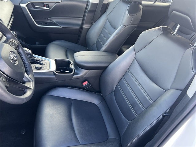 2022 Toyota RAV4 Hybrid XLE Premium