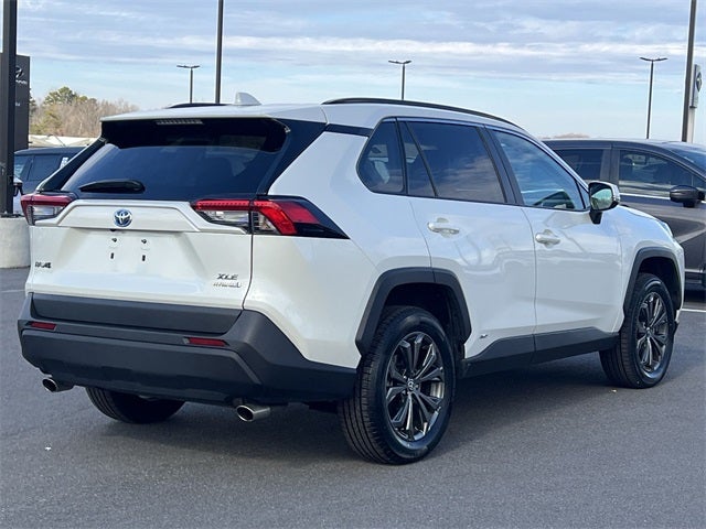 2022 Toyota RAV4 Hybrid XLE Premium