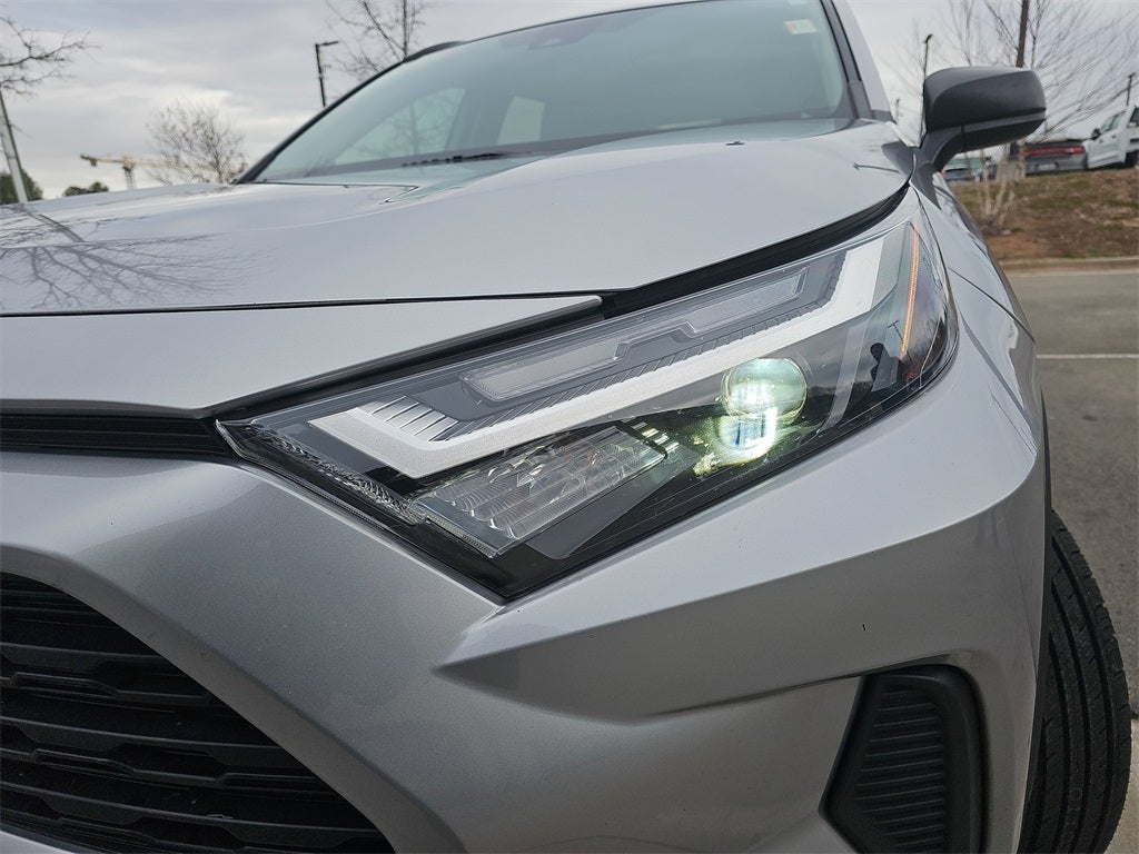 2023 Toyota RAV4 Hybrid LE