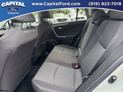 2023 Toyota RAV4 Hybrid XLE