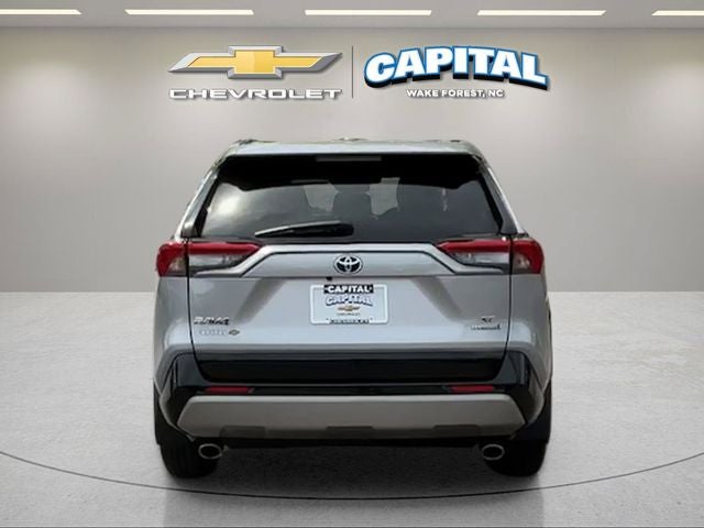 2024 Toyota RAV4 Hybrid SE