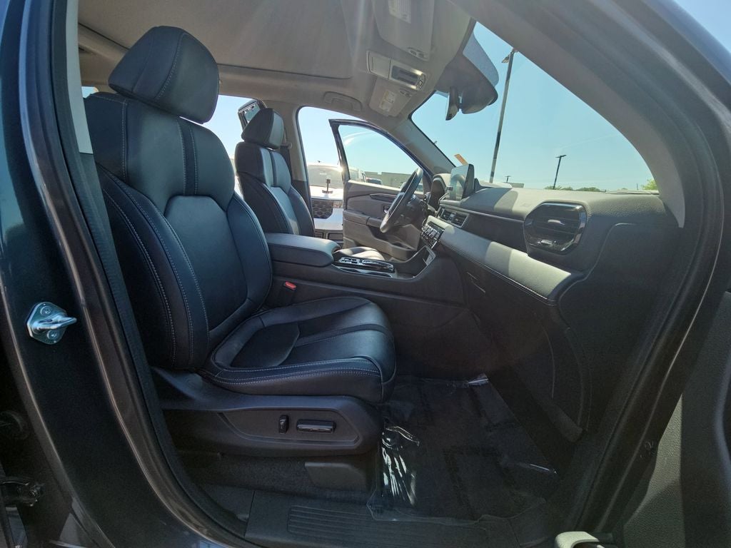 2023 Honda Pilot Touring