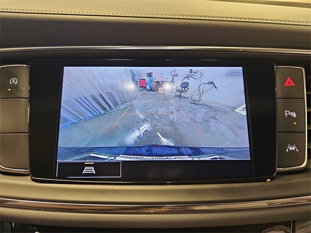 2022 Buick Enclave Essence