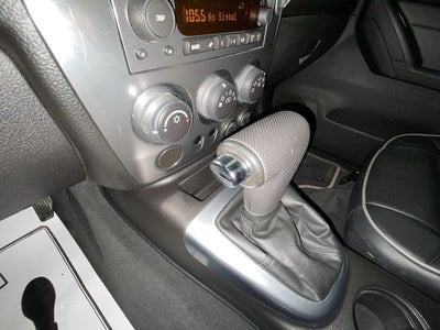 2010 Hummer H3T Luxury