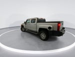 2010 Hummer H3T Luxury