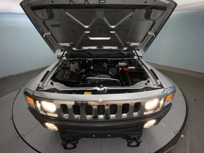 2010 Hummer H3T Luxury