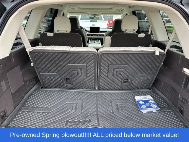 2022 Lincoln Aviator Black Label