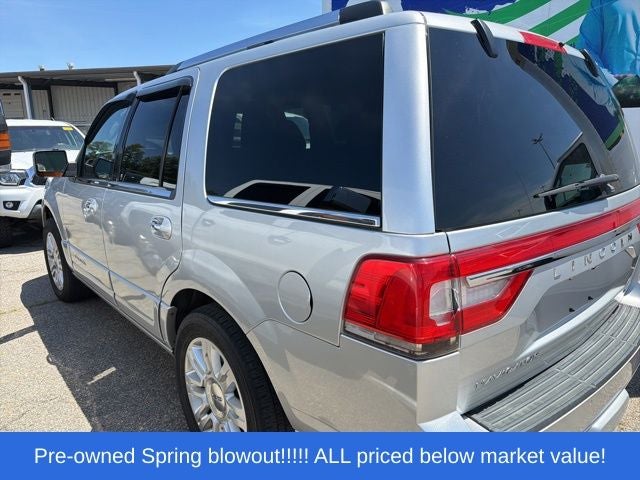 2016 Lincoln Navigator Select