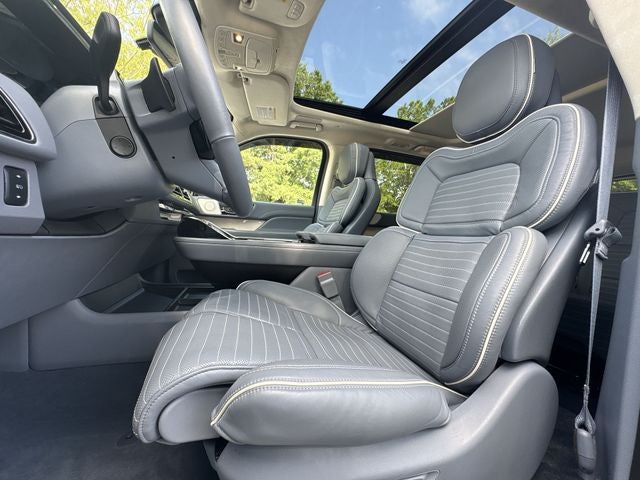 2024 Lincoln Navigator Black Label