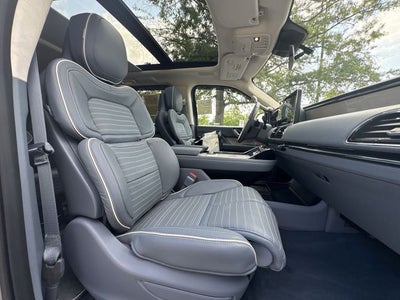2024 Lincoln Navigator Black Label
