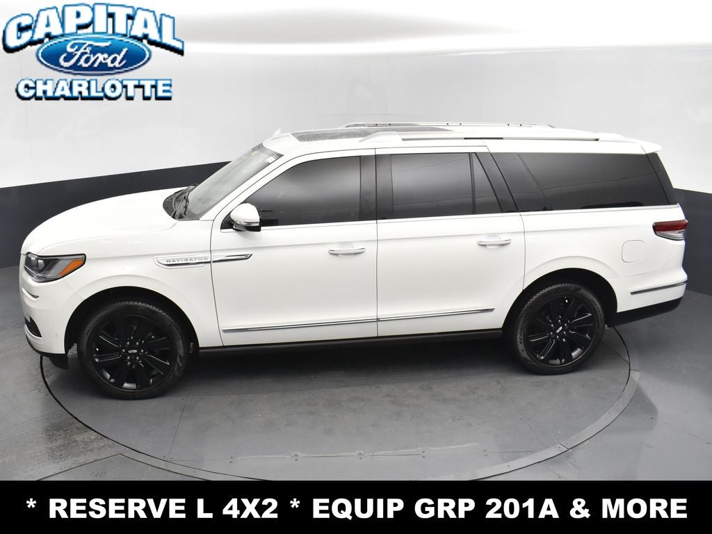 2023 Lincoln Navigator L Reserve