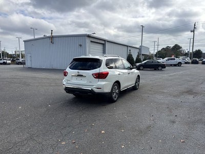 2020 Nissan Pathfinder S