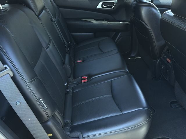 2018 Nissan Pathfinder Platinum