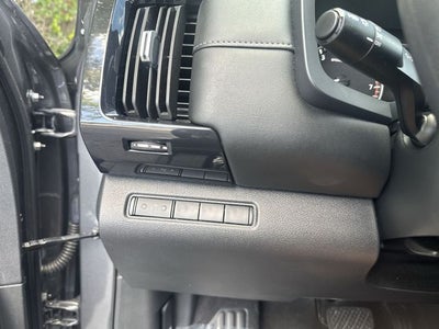 2024 Nissan Pathfinder S