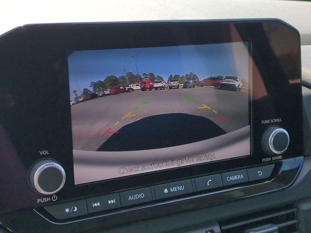 2025 Nissan Pathfinder S