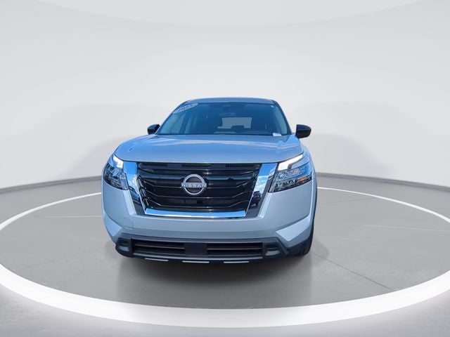 2025 Nissan Pathfinder S