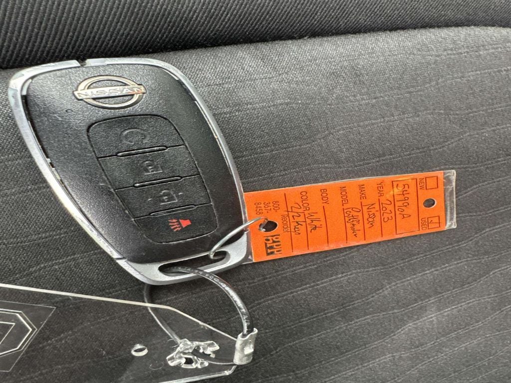 2023 Nissan Pathfinder SV